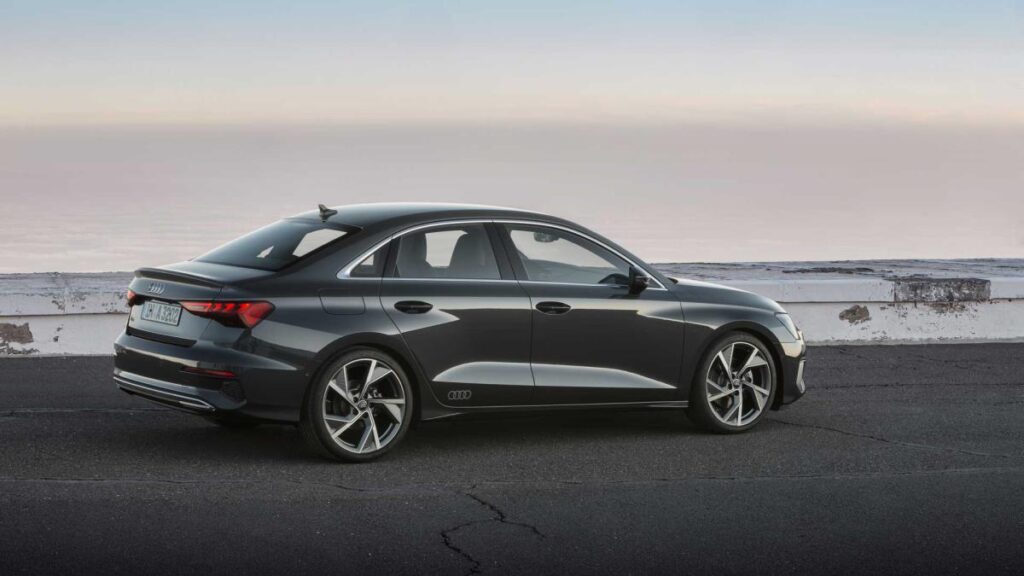 A3 Sedan 4