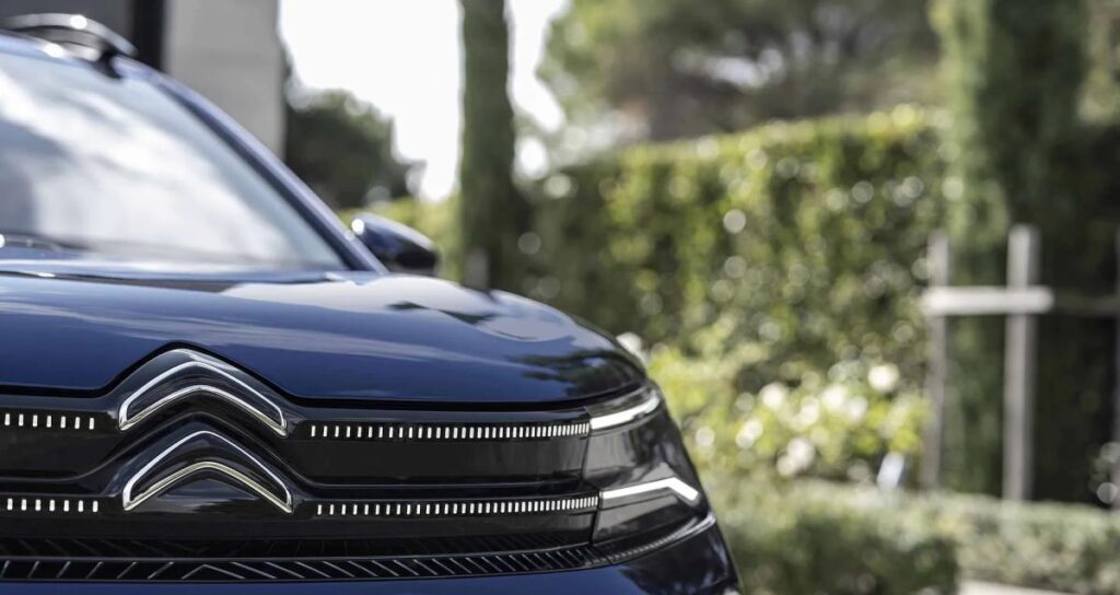 C5 Aircross SUV 4