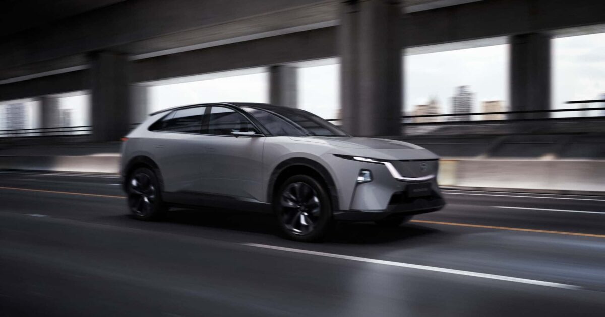 Mazda EZ-60 Çin’de Lansmana Hazır