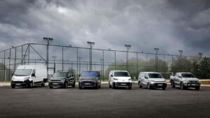 Toyota, Yeni Hafif Ticari Araçlarıyla Pazar Payını Genişletiyor