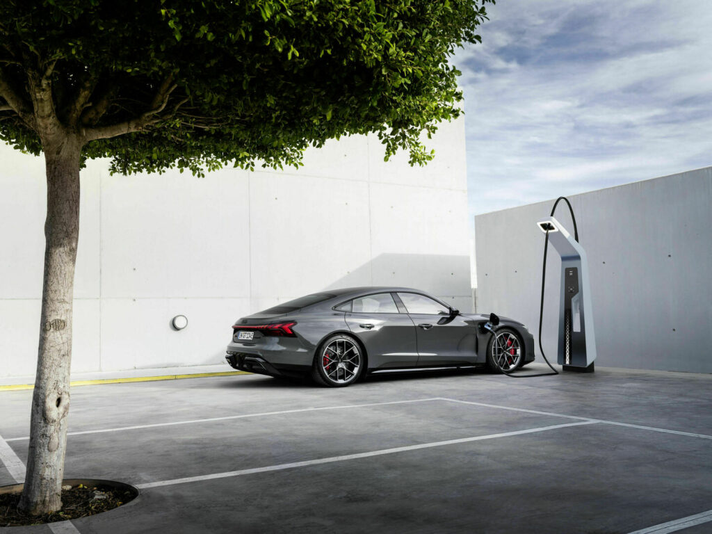 RS E-Tron GT Performance 5