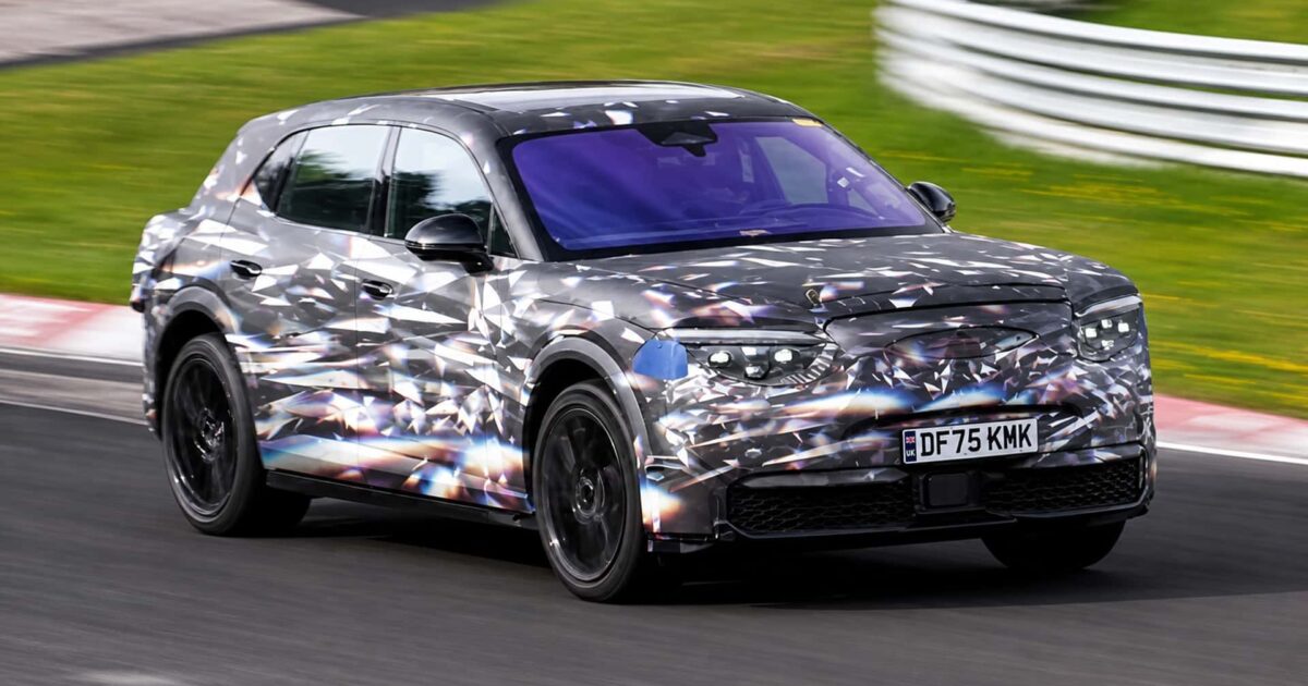 Bentley İlk Elektrikli SUV’siyle Yolculuğunu Sürdürüyor