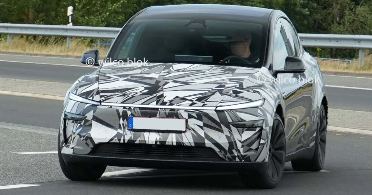 Tesla Model Y L Avrupa’ya Geliyor
