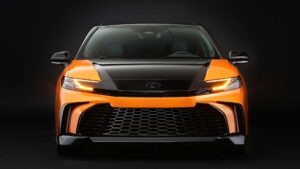 Toyota Camry Apex Geliyor Mu?