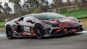 Lamborghini Revuelto SV Hockenheim’da Rekor Kırdı!